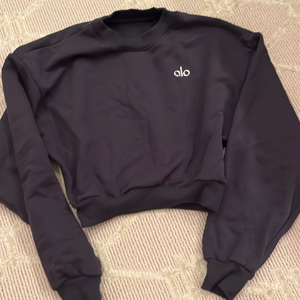 Black all cropped sweatshirt new xs